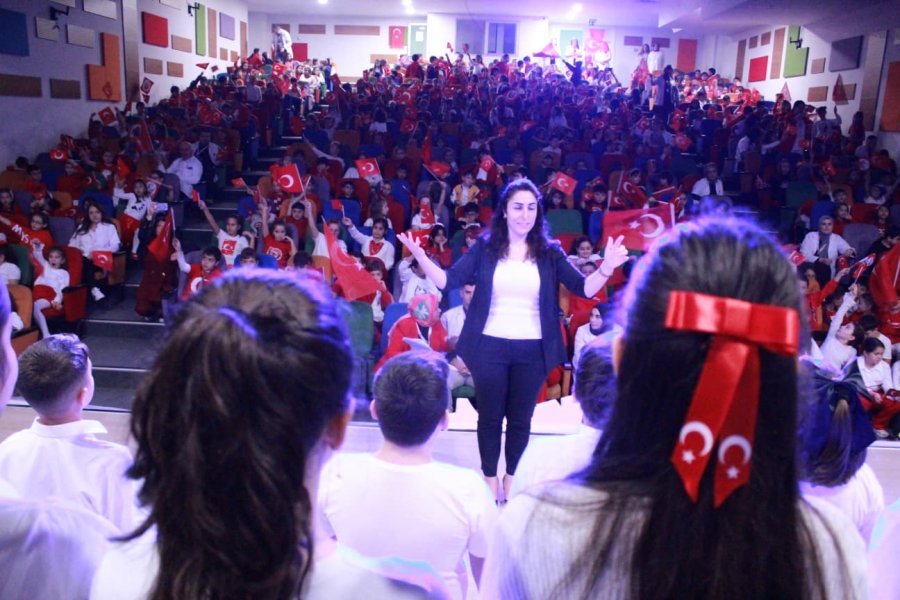 Bursa Sınav Kolejlerinde 29 Ekim Coşkusu