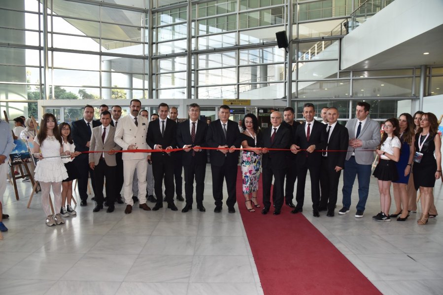 Bursa Sınav Koleji Öğrencilerinden Unutulmaz Sanat Gecesi
